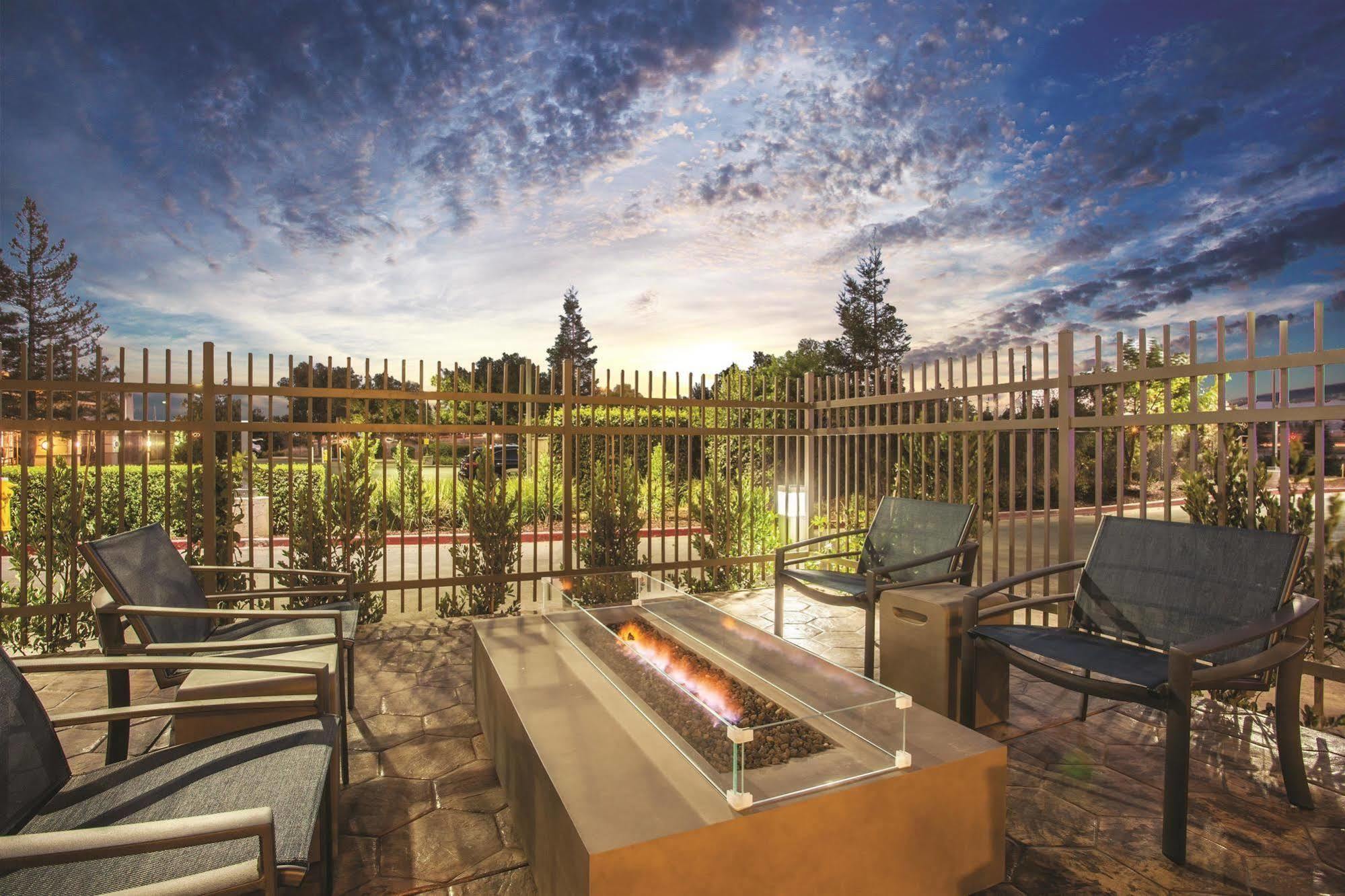 Hotel La Quinta By Wyndham Morgan Hill-San Jose South Exterior foto